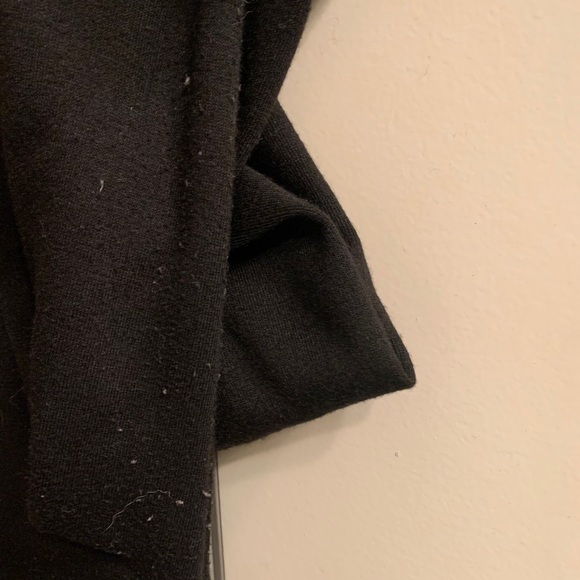 H&M 3/4 sleeve black dress - Picture 4 of 4